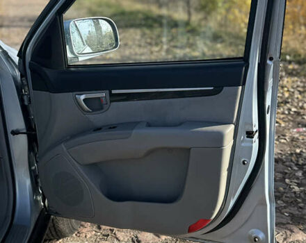 Синий Хендай Санта Фе, объемом двигателя 2.66 л и пробегом 230 тыс. км за 7900 $, фото 12 на Automoto.ua