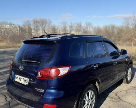 Синий Хендай Санта Фе, объемом двигателя 2.19 л и пробегом 100 тыс. км за 11300 $, фото 4 на Automoto.ua