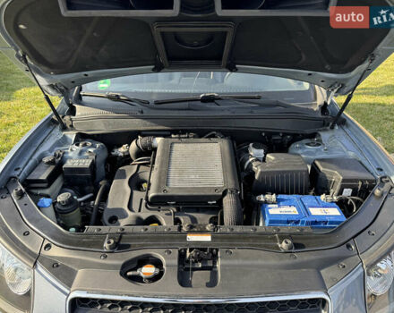 Синий Хендай Санта Фе, объемом двигателя 2.2 л и пробегом 180 тыс. км за 10200 $, фото 28 на Automoto.ua