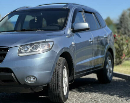 Синий Хендай Санта Фе, объемом двигателя 2.19 л и пробегом 330 тыс. км за 9500 $, фото 3 на Automoto.ua