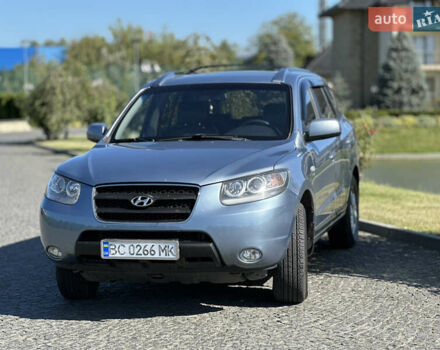 Синий Хендай Санта Фе, объемом двигателя 2.19 л и пробегом 330 тыс. км за 9500 $, фото 5 на Automoto.ua