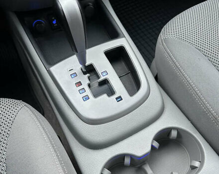 Синий Хендай Санта Фе, объемом двигателя 2.2 л и пробегом 275 тыс. км за 11199 $, фото 21 на Automoto.ua