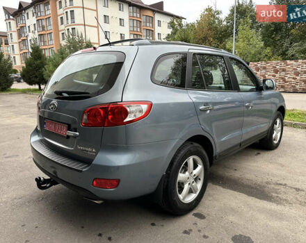 Синий Хендай Санта Фе, объемом двигателя 2.2 л и пробегом 275 тыс. км за 11199 $, фото 5 на Automoto.ua