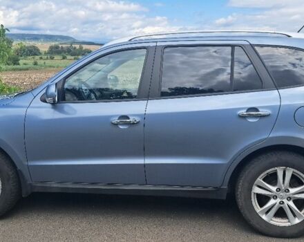 Хендай Санта Фе 2011 в Хусте на Automoto.ua Синий Хендай Санта Фе, объемом двигателя 0 л и пробегом 228 тыс. км за 6300 $, фото 5 на Automoto.ua