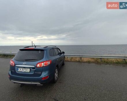 Синий Хендай Санта Фе, объемом двигателя 2.2 л и пробегом 170 тыс. км за 13000 $, фото 4 на Automoto.ua