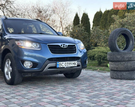 Синий Хендай Санта Фе, объемом двигателя 2.2 л и пробегом 259 тыс. км за 13500 $, фото 1 на Automoto.ua