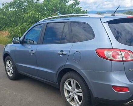 Хендай Санта Фе 2011 в Иршава на Automoto.ua Синий Хендай Санта Фе, объемом двигателя 2.2 л и пробегом 230 тыс. км за 6000 $, фото 2 на Automoto.ua