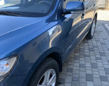 Синий Хендай Санта Фе, объемом двигателя 2.2 л и пробегом 197 тыс. км за 13000 $, фото 4 на Automoto.ua