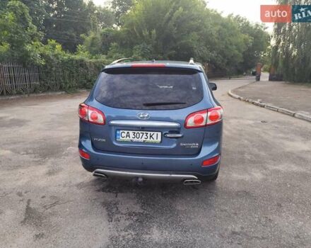 Синий Хендай Санта Фе, объемом двигателя 2.2 л и пробегом 170 тыс. км за 13000 $, фото 2 на Automoto.ua