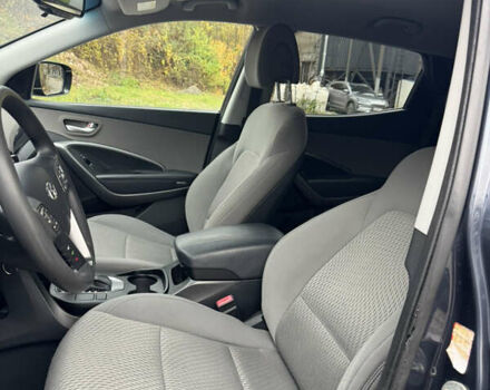 Синій Хендай Санта Фе, об'ємом двигуна 2.36 л та пробігом 216 тис. км за 10700 $, фото 10 на Automoto.ua