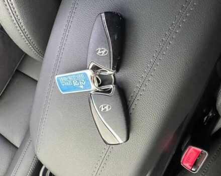 Синій Хендай Санта Фе, об'ємом двигуна 2 л та пробігом 170 тис. км за 18500 $, фото 17 на Automoto.ua