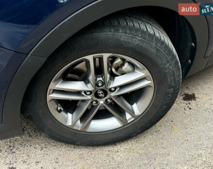 Синий Хендай Санта Фе, объемом двигателя 2.4 л и пробегом 86 тыс. км за 15500 $, фото 44 на Automoto.ua