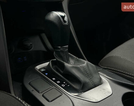 Синий Хендай Санта Фе, объемом двигателя 2.4 л и пробегом 190 тыс. км за 16300 $, фото 9 на Automoto.ua