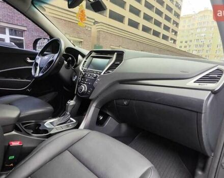 Синий Хендай Санта Фе, объемом двигателя 2 л и пробегом 180 тыс. км за 18800 $, фото 15 на Automoto.ua