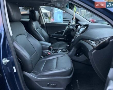 Синий Хендай Санта Фе, объемом двигателя 2 л и пробегом 131 тыс. км за 17290 $, фото 15 на Automoto.ua