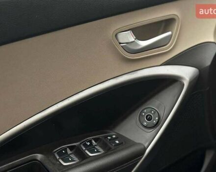 Синій Хендай Санта Фе, об'ємом двигуна 2.36 л та пробігом 97 тис. км за 17900 $, фото 8 на Automoto.ua