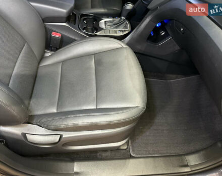 Синій Хендай Санта Фе, об'ємом двигуна 2 л та пробігом 181 тис. км за 20500 $, фото 48 на Automoto.ua