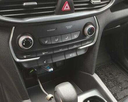 Синий Хендай Санта Фе, объемом двигателя 2.36 л и пробегом 80 тыс. км за 21300 $, фото 24 на Automoto.ua