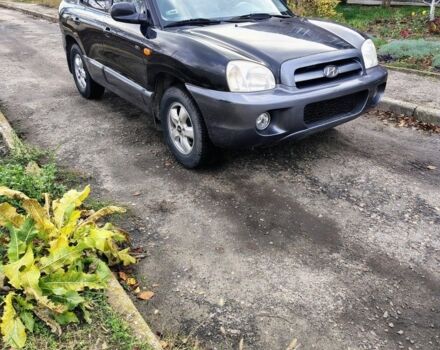 Синий Хендай Санта Фе, объемом двигателя 1.9 л и пробегом 250 тыс. км за 4000 $, фото 1 на Automoto.ua