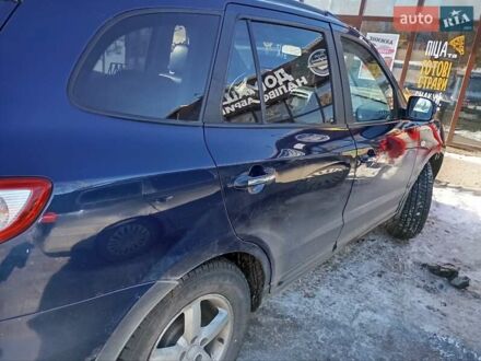 Хендай Санта Фе 2006 в Ватутино на Automoto.ua Синий Хендай Санта Фе, объемом двигателя 2.2 л и пробегом 290 тыс. км за 6257 $, фото 1 на Automoto.ua