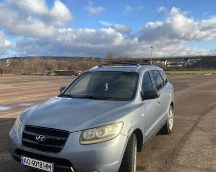 Синий Хендай Санта Фе, объемом двигателя 2.2 л и пробегом 253 тыс. км за 8350 $, фото 1 на Automoto.ua