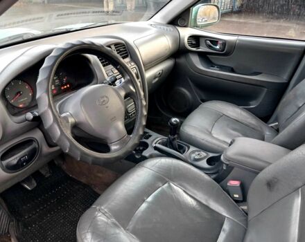 Зеленый Хендай Санта Фе, объемом двигателя 2 л и пробегом 287 тыс. км за 2750 $, фото 6 на Automoto.ua