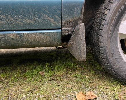 Зеленый Хендай Санта Фе, объемом двигателя 2 л и пробегом 350 тыс. км за 3349 $, фото 16 на Automoto.ua