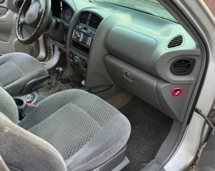 Зелений Хендай Санта Фе, об'ємом двигуна 0 л та пробігом 350 тис. км за 2970 $, фото 6 на Automoto.ua