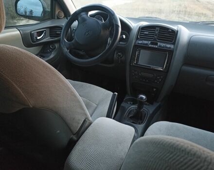 Зеленый Хендай Санта Фе, объемом двигателя 0 л и пробегом 336 тыс. км за 3200 $, фото 4 на Automoto.ua