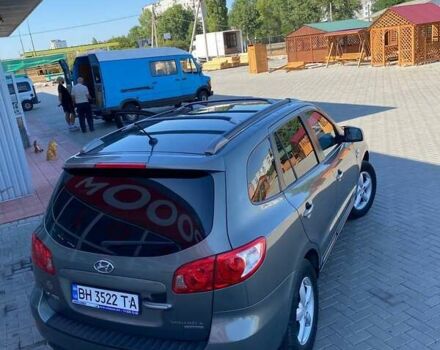 Зеленый Хендай Санта Фе, объемом двигателя 2.19 л и пробегом 240 тыс. км за 9750 $, фото 6 на Automoto.ua