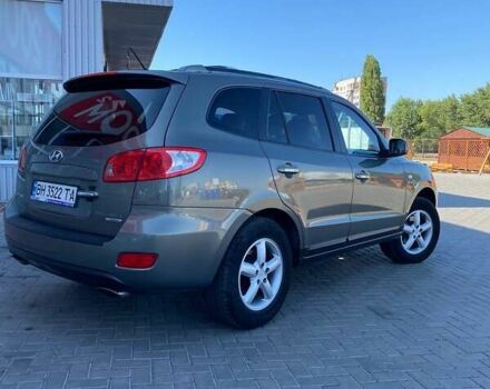 Зеленый Хендай Санта Фе, объемом двигателя 2.19 л и пробегом 240 тыс. км за 9750 $, фото 5 на Automoto.ua