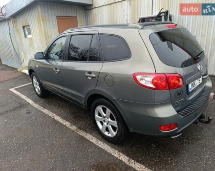 Зеленый Хендай Санта Фе, объемом двигателя 2.2 л и пробегом 315 тыс. км за 5000 $, фото 5 на Automoto.ua