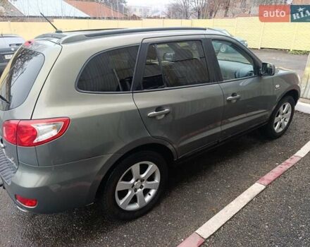 Зеленый Хендай Санта Фе, объемом двигателя 2.2 л и пробегом 315 тыс. км за 5000 $, фото 3 на Automoto.ua