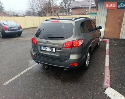 Зеленый Хендай Санта Фе, объемом двигателя 2.2 л и пробегом 315 тыс. км за 5000 $, фото 4 на Automoto.ua