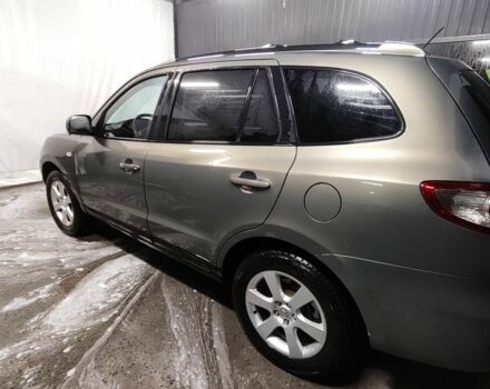 Зелений Хендай Санта Фе, об'ємом двигуна 2.2 л та пробігом 350 тис. км за 4850 $, фото 7 на Automoto.ua