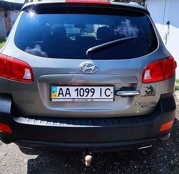 Зеленый Хендай Санта Фе, объемом двигателя 3.3 л и пробегом 195 тыс. км за 7800 $, фото 2 на Automoto.ua