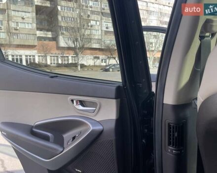 Зеленый Хендай Санта Фе, объемом двигателя 2 л и пробегом 130 тыс. км за 13000 $, фото 7 на Automoto.ua