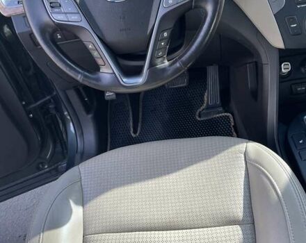 Зеленый Хендай Санта Фе, объемом двигателя 2 л и пробегом 130 тыс. км за 13000 $, фото 5 на Automoto.ua