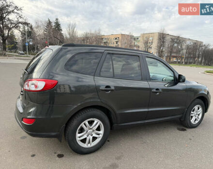 Зеленый Хендай Санта Фе, объемом двигателя 2.36 л и пробегом 180 тыс. км за 9800 $, фото 7 на Automoto.ua
