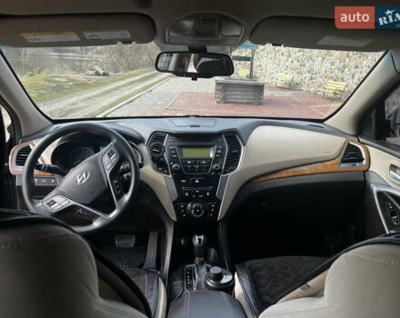 Зеленый Хендай Санта Фе, объемом двигателя 2.4 л и пробегом 211 тыс. км за 13000 $, фото 3 на Automoto.ua