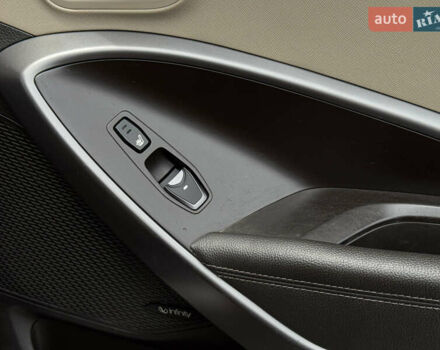 Помаранчевий Хендай Санта Фе, об'ємом двигуна 2 л та пробігом 205 тис. км за 13850 $, фото 20 на Automoto.ua