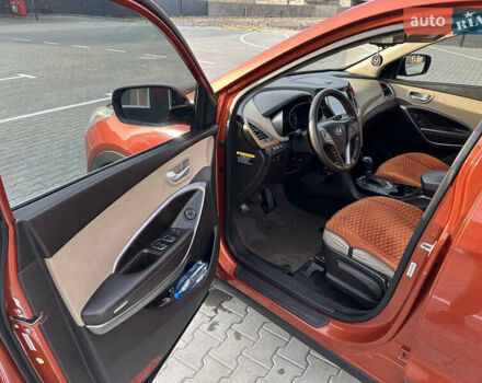 Оранжевый Хендай Санта Фе, объемом двигателя 2.4 л и пробегом 208 тыс. км за 15800 $, фото 11 на Automoto.ua