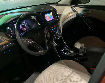 Оранжевый Хендай Санта Фе, объемом двигателя 2.36 л и пробегом 160 тыс. км за 11000 $, фото 6 на Automoto.ua