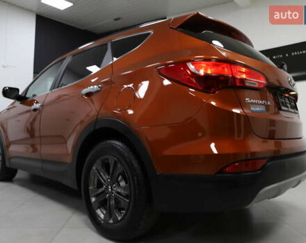Помаранчевий Хендай Санта Фе, об'ємом двигуна 2.36 л та пробігом 180 тис. км за 13999 $, фото 25 на Automoto.ua