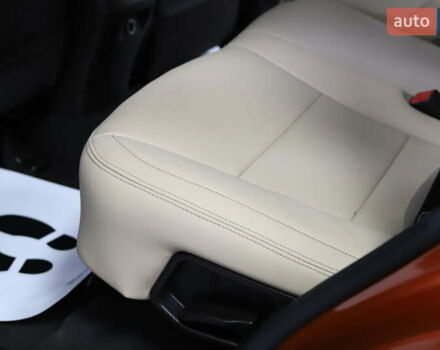 Помаранчевий Хендай Санта Фе, об'ємом двигуна 2.36 л та пробігом 180 тис. км за 13999 $, фото 102 на Automoto.ua