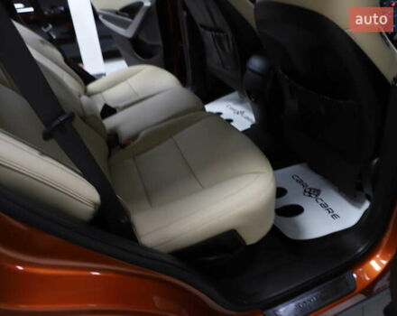 Помаранчевий Хендай Санта Фе, об'ємом двигуна 2.36 л та пробігом 180 тис. км за 13999 $, фото 72 на Automoto.ua