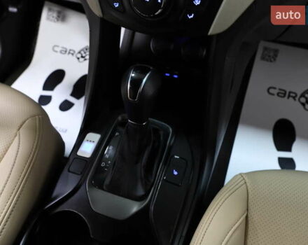 Помаранчевий Хендай Санта Фе, об'ємом двигуна 2.36 л та пробігом 180 тис. км за 13999 $, фото 83 на Automoto.ua