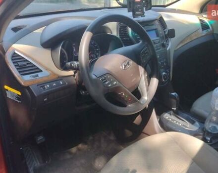 Оранжевый Хендай Санта Фе, объемом двигателя 2.4 л и пробегом 90 тыс. км за 14000 $, фото 4 на Automoto.ua