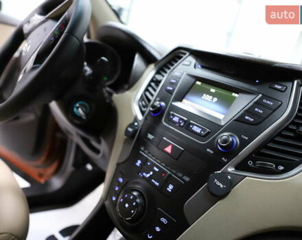 Помаранчевий Хендай Санта Фе, об'ємом двигуна 2.36 л та пробігом 180 тис. км за 13999 $, фото 90 на Automoto.ua