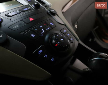 Помаранчевий Хендай Санта Фе, об'ємом двигуна 2.36 л та пробігом 180 тис. км за 13999 $, фото 106 на Automoto.ua